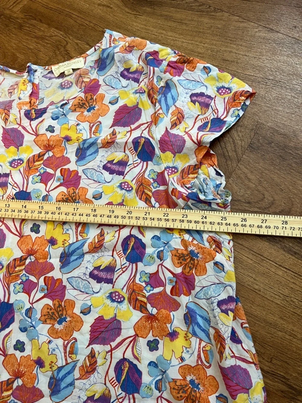 Cynthia Rowley Woman 3X Floral Hi Low Blouse Colorful Rayon Short Sleeve Top